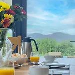 View Luxury With Ullswater View & 2 Ground Floor Bedrooms Ideal For 2 Families Watermillock