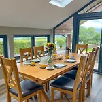 View Luxury With Ullswater View & 2 Ground Floor Bedrooms Ideal For 2 Families Watermillock