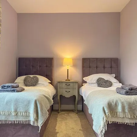 Tatil Evi View Luxury With Ullswater View & 2 Ground Floor Bedrooms Ideal For 2 Families Watermillock