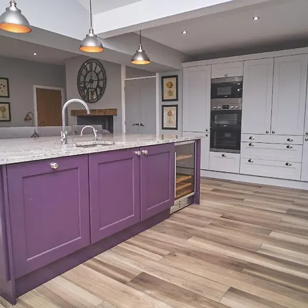 View Luxury With Ullswater View & 2 Ground Floor Bedrooms Ideal For 2 Families *