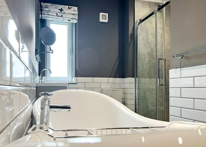 بيت للعطل View Luxury With Ullswater View & 2 Ground Floor Bedrooms Ideal For 2 Families *