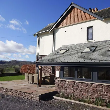View Luxury With Ullswater View & 2 Ground Floor Bedrooms Ideal For 2 Families Holiday home